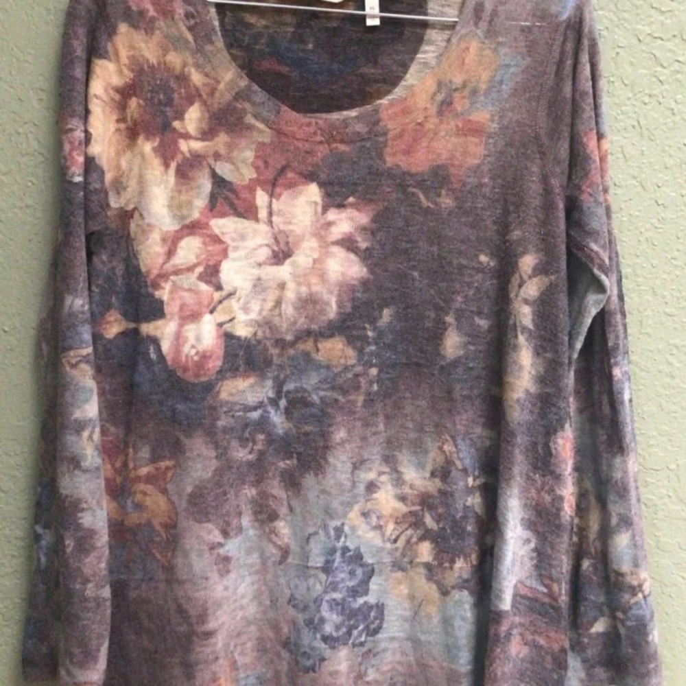 🍂Soft Surroundings Brown Watercolor Floral Lightweight
Knit Pullover Sweater. SP